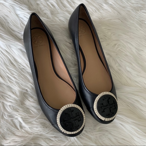 COPY - • Tory Burch • Miller Fringe Leather Flat Black - Picture 2 of 11
